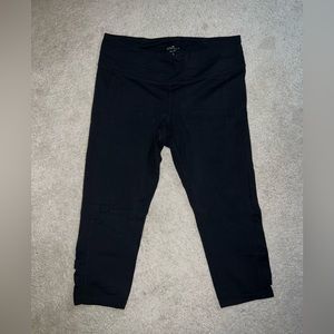Athleta cropped leggings